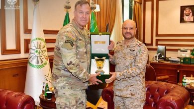 صورة رئيس «الأركان العامة» يبحث التعاون الدفاعي المشترك مع قائد القيادة المركزية الأمريكية  أخبار السعودية