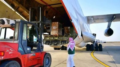 صورة تحمل 30 طنًا من المساعدات.. وصول الطائرة الإغاثية السعودية الثامنة إلى السودان