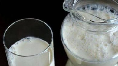 صورة كوب الحليب الواحد يعطيك 17% من احتياجك اليومي للبروتين