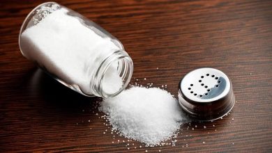 صورة ماذا يحدث لجسمك إذا تناولت الكثير من الملح في وجبة واحدة؟