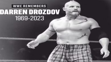 صورة “ذا روك” ينعى رحيل مصارع الـ “WWE” الأمريكي دارين درازدوف