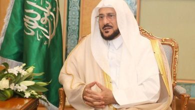 صورة وزير «الإسلامية» يطالب الدعاة «المتراجعين» بالتبرؤ العلني من أشرطة التغرير  أخبار السعودية
