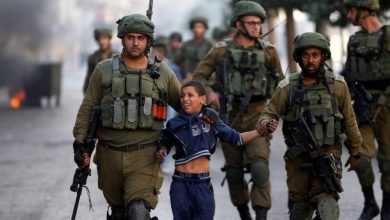 صورة الاحتلال يعتقل طفلا شرق رام الله