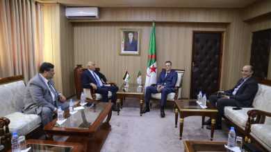 صورة الرجوب يبحث مع وزير الشباب والرياضة الجزائري تعزيز التعاون