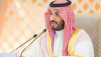 صورة ولي العهد يُعزي هاتفياً رئيس الإمارات في وفاة الشيخ سعيد بن زايد آل نهيان