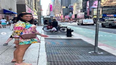 صورة هند صبري تستمتع بعطلتها الصيفية في شوارع مدينة نيويورك