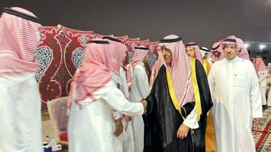 صورة محافظ جدة يواسي أسرة الحمدان في فقيدهم  أخبار السعودية