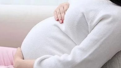 صورة استشارية توضح فوائد تناول حمض الفوليك خلال فترة الحمل