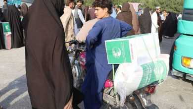 صورة “إغاثي الملك سلمان” يوزع مواد غذائية لمتضرري الفيضانات في أفغانستان