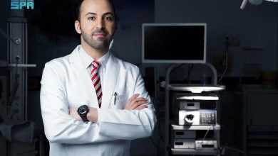 صورة طبيب سعودي يبتكر جهازًا متطورًا لعلاج ارتجاع المريء والحموضة