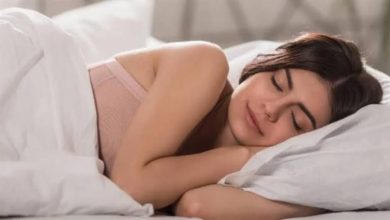 صورة كيف يؤثر النوم على مستوى السكر بالدم؟