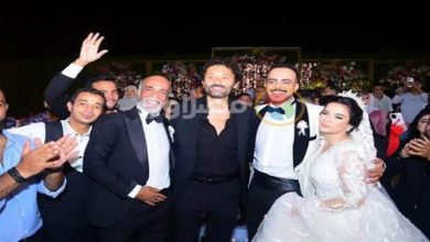 صورة سليمان عيد بصحبة محمود البزاوي في حفل زفاف نجله