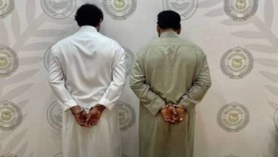 صورة «مكافحة المخدرات» تقبض على شخصين لترويجهما المخدرات بالحدود الشمالية  أخبار السعودية