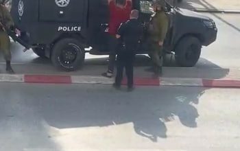 صورة الاحتلال يعتقل ثلاثة مواطنين من داخل مغسلة مركبات في حوارة