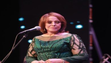 صورة عفاف راضي تفتتح حفلها في جدة بأغنية “هوا يا هوا”