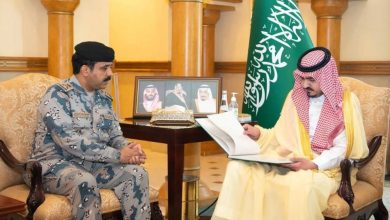 صورة نائب أمير منطقة مكة المكرمة يستقبل قائد حرس الحدود بالمنطقة  أخبار السعودية