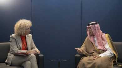 صورة وزير الدولة للشؤون الخارجية يلتقي وزير خارجية كولومبيا ومبعوثة العمل المناخي الألمانية  أخبار السعودية