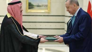 صورة السفير السعودي لدى تركيا يقدم أوراق اعتماده لأردوغان