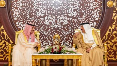 صورة ملك البحرين يستعرض مع وزير الخارجية المستجدات الإقليمية والعربية  أخبار السعودية