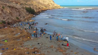 صورة فيديو.. بحر درنة يلفظ عدداً من جثث اعصار دانيال الذي ارتفعت ضحاياه لـ7700