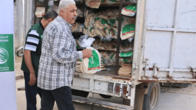 صورة مركز الملك سلمان للإغاثة يوزع يوميًا 25 ألف ربطة خبز للاجئين شمال لبنان