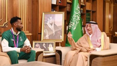 صورة أمير جازان يستقبل العدّاء السعودي يوسف مسرحي  أخبار السعودية