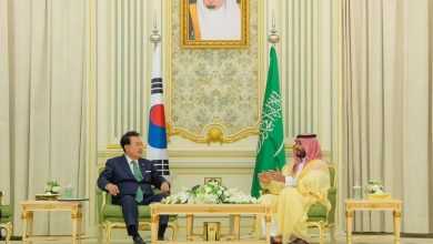 صورة ولي العهد ورئيس كوريا يعقدان جلسة مباحثات رسمية ويشهدان توقيع عدة اتفاقيات ومذكرات تفاهم  أخبار السعودية