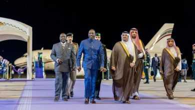 صورة رئيس جمهورية كينيا يصل إلى الرياض  أخبار السعودية