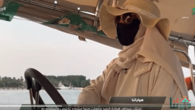 صورة «سماهر».. فتاة سعودية تحقق هوايتها على قاربها الخاص