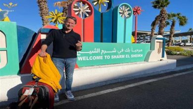 صورة سكوت تروست يصل مطار شرم الشيخ ويبدأ ورشته قبل انطلاق مهرجان المسرح الشبابي