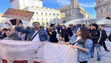 صورة عصام السقا يدعم الشعب الفلسطيني بمظاهرات احتجاجية في إيطاليا