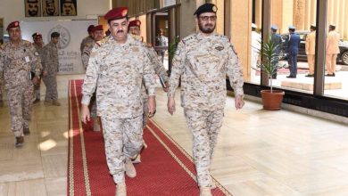 صورة قائد القوات المشتركة يستقبل وزير الدفاع اليمني  أخبار السعودية