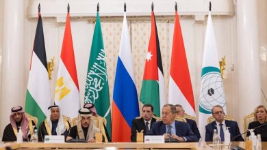 صورة اللجنة الوزارية المكلفة من القمة العربية الإسلامية المشتركة تعقد اجتماعاً رسمياً مع وزير خارجية روسيا  أخبار السعودية