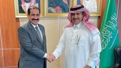 صورة السفير آل جابر يلتقي وزير الداخلية اليمني  أخبار السعودية
