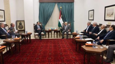 صورة الرئيس عباس يستقبل مستشار الأمن القومي لنائب الرئيس الأميركي فيليب غوردون