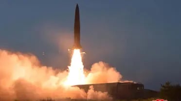 صورة رغم تحذيرات سول وطوكيو.. كوريا الشمالية تطلق صاروخا باليستيا