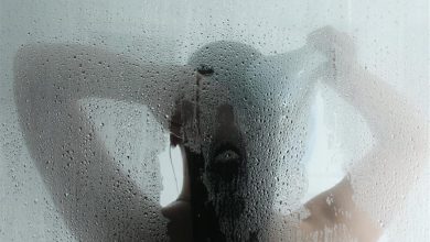 صورة خطأ قد يؤدي إلى الوفاة أثناء الاستحمام.. احذروا هذا “القاتل”