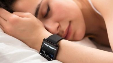 صورة تطبيق في الهاتف يكشف العلاقة بين الصداع النصفي والنوم