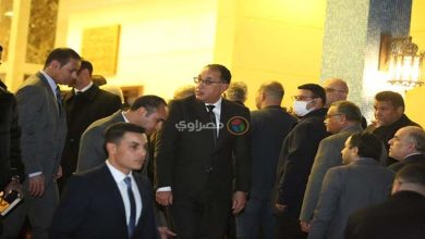 صورة رئيس الوزراء مصطفى مدبولي يحضر عزاء العامري فاروق (صور)