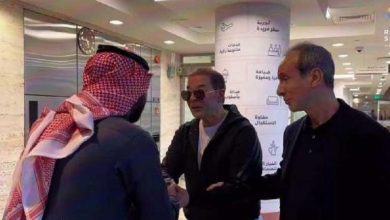 صورة “كاسيت 90”.. فيديو يرصد لحظة استقبال مدحت صالح بالسعودية (صور)