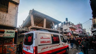 صورة الصحّة العالمية تندّد باستهداف “إسرائيل” مقرا ومستشفى للهلال الأحمر في غزة
