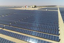 صورة إعلان الإغلاق المالي للمرحلة السادسة من مجمّع محمد بن راشد للطاقة الشمسية