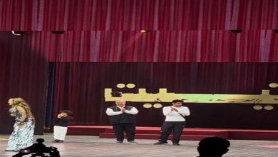 صورة تصفيق حار من الجمهور في أولى عروض مسرحية “تييت” بموسم الرياض