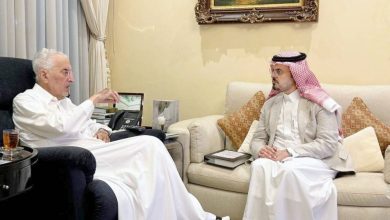صورة أمير مكة يستقبل نائبه سعود بن مشعل  أخبار السعودية