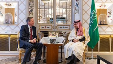 صورة وزير الخارجية ونظيره البريطاني يناقشان الجهود الدولية بشأن تطورات قطاع غزة  أخبار السعودية