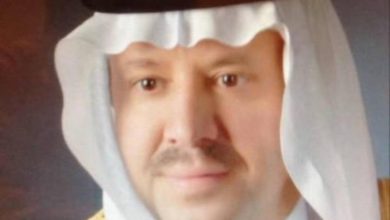 صورة محافظ بلجرشي السابق يتلقى التعازي في والدته  أخبار السعودية