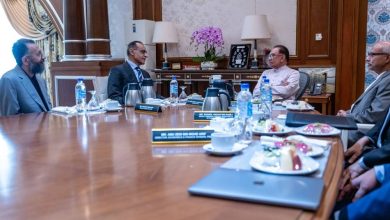 صورة عبدالله كامل يبحث فرص الاستثمار مع رئيس وزراء ماليزيا  أخبار السعودية