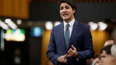 صورة رئيس وزراء كندا: نبحث فرض عقوبات على مستوطنين “متطرفين” بالضفة الغربية