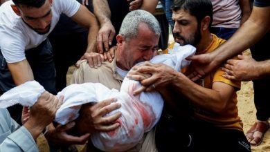 صورة شهيدان ومصابون في قصف للاحتلال جنوب رفح
