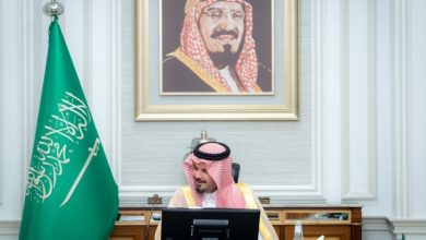 صورة سلمان بن سلطان يلتقي رئيس مجلس أمناء مجمع الملك عبد العزيز للمكتبات الوقفية  أخبار السعودية